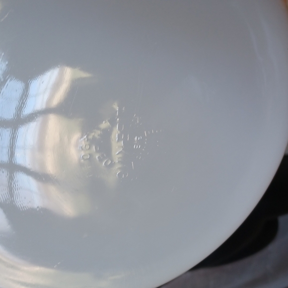 Fire King Peach Lusterwear Glass 9" Pie Plate #460 - Picture 4 of 4